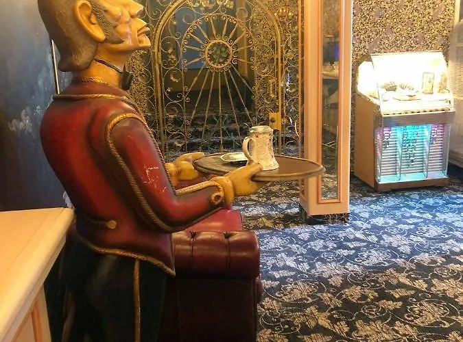 Eulenspiegel - Erlebnishotel In ريزا